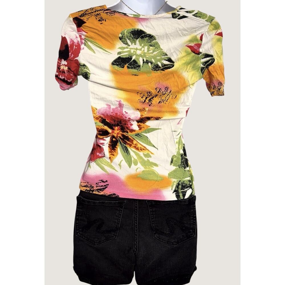 Women’s Floral Print Short Sleeve Top | Tropical Botanical | Bright Multicolor - Picture 2 of 4